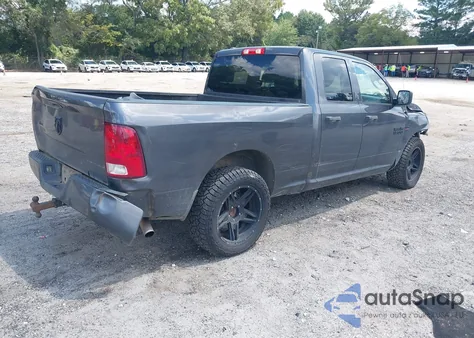 2018 Ram 1500 Express 4X2 6'4 Box z USA, uszkodzony, nr VIN 1C6RR6FT7JS244646